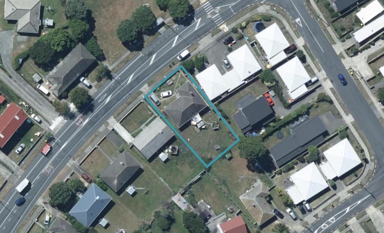 68 Warspite Avenue, Cannons Creek, Porirua - Carousel 1