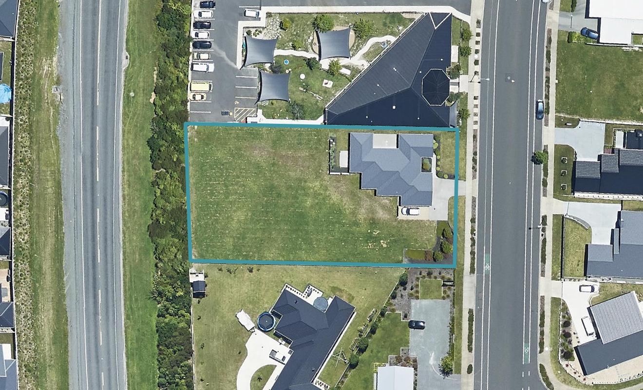 256 Lakes Boulevard, Pyes Pa, Tauranga - Carousel 1