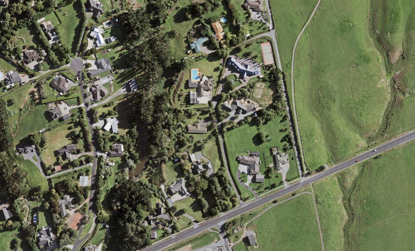 90 Ranfurly Road, Alfriston, Auckland - Carousel 1