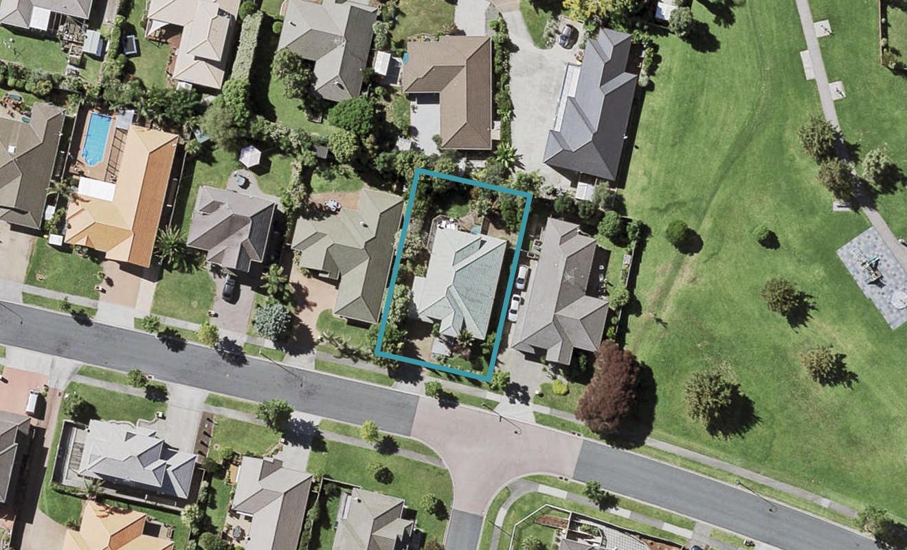 25 Corta Bella Place, Golflands, Auckland - Carousel 1
