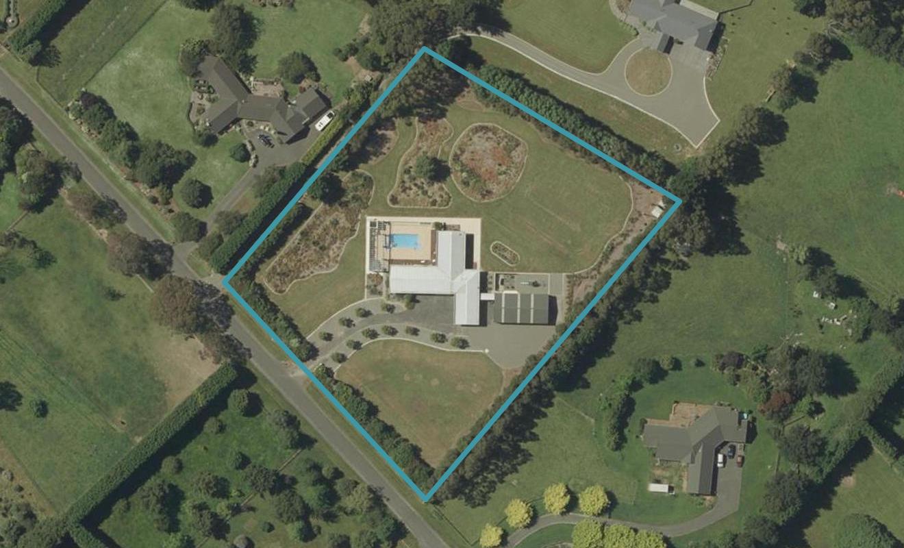 105 Valley Views, Fitzherbert, Palmerston North - Carousel 1