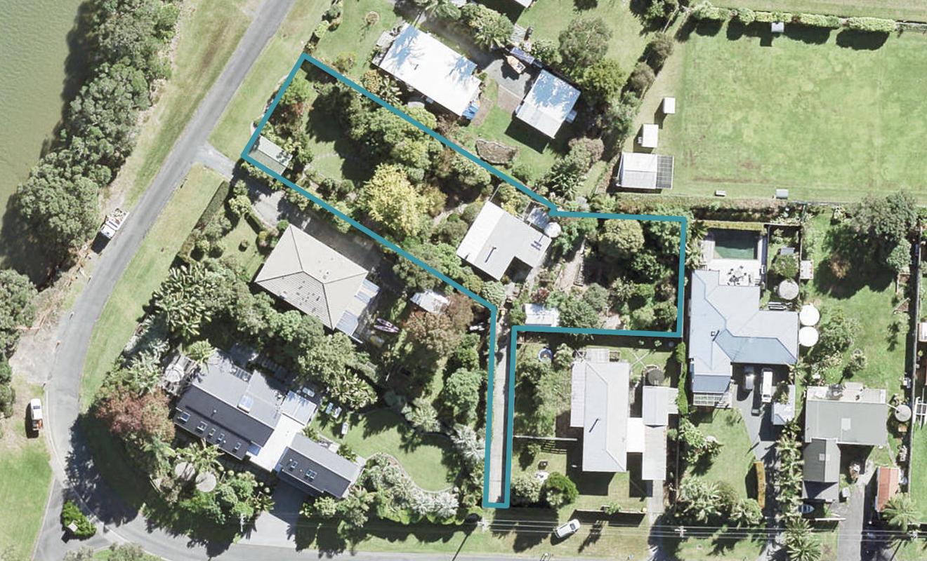 9 Riverside Drive, Warkworth - Carousel 1