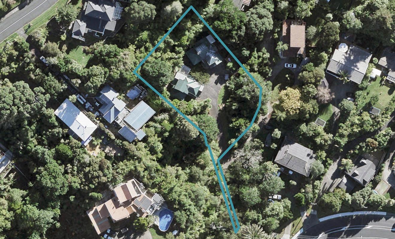 1/0 Beach Road, Browns Bay, Auckland - Carousel 1