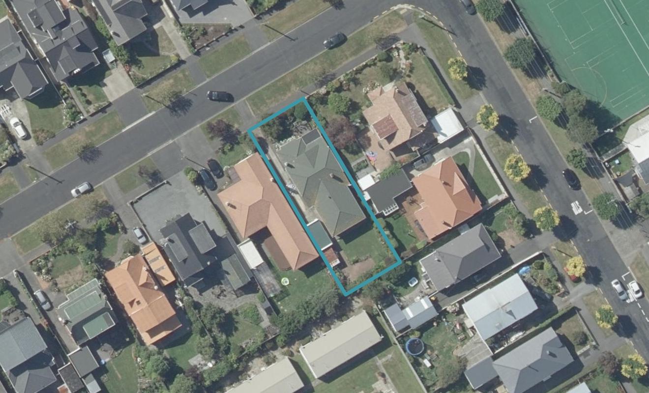 24 Wilson Avenue, Saint Clair, Dunedin - Carousel 1