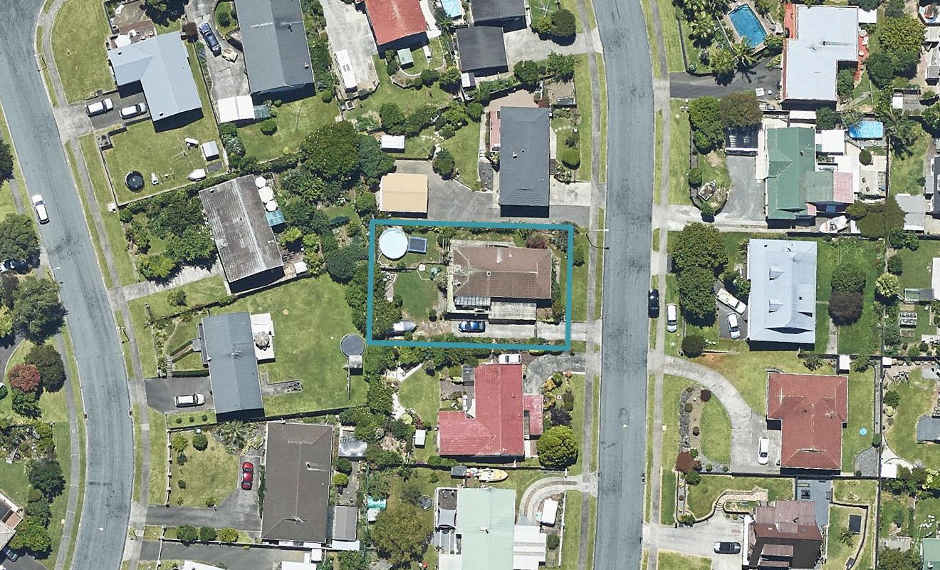 5 Flinders Place, Welcome Bay, Tauranga - Carousel 1