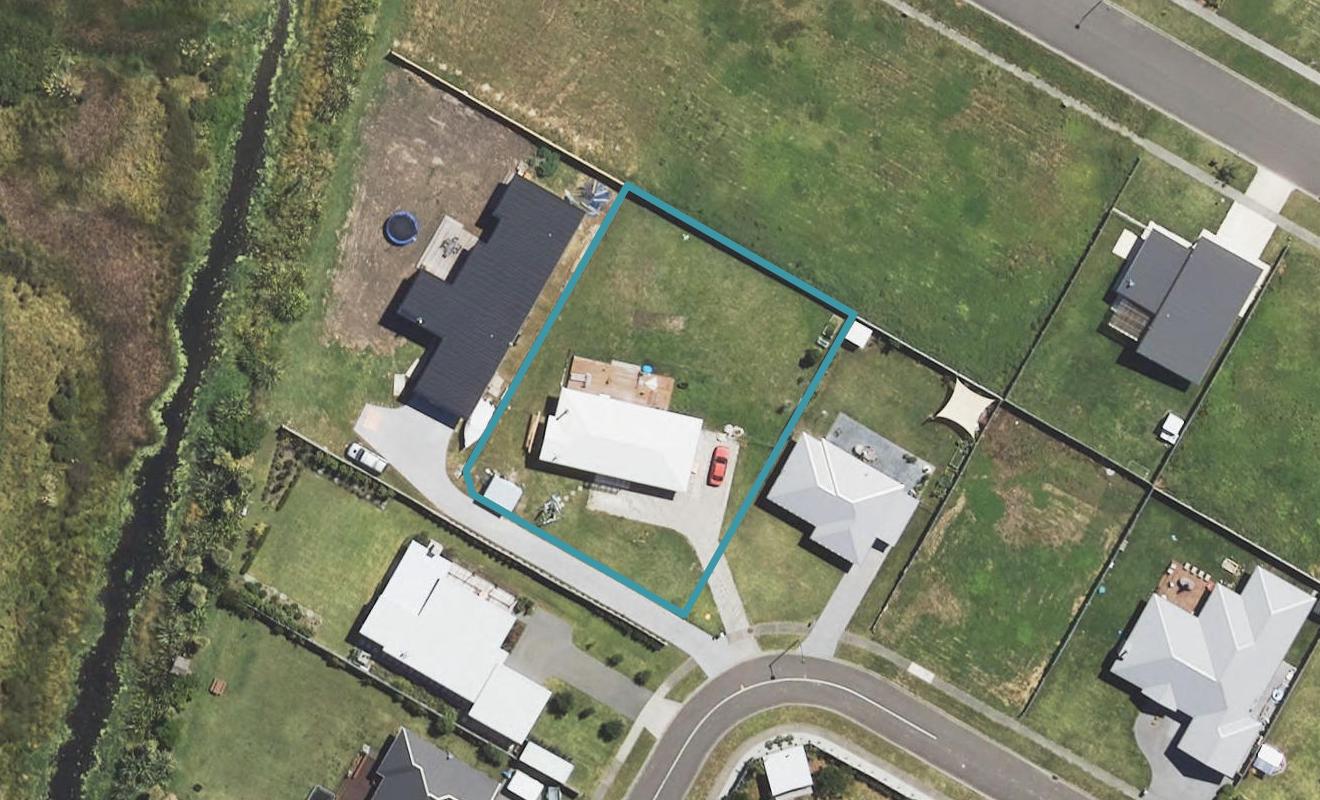 10 Ferris Crescent, Wainui, Gisborne - Carousel 1