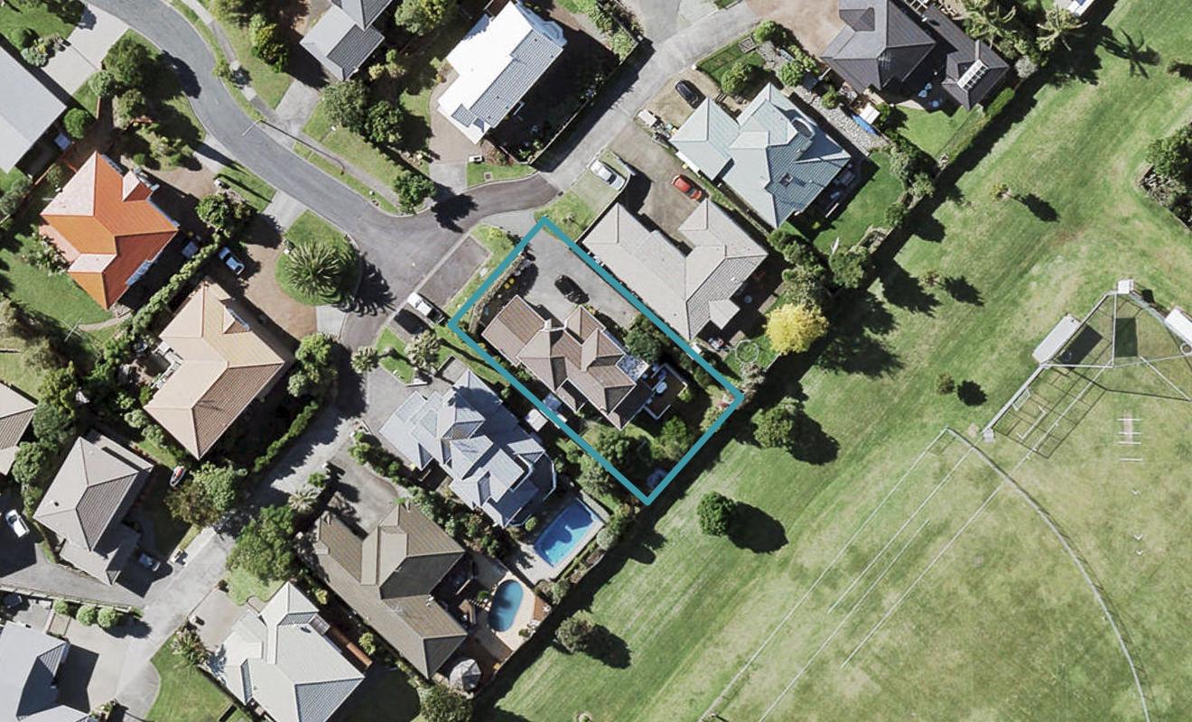 18 Covina Place, Somerville, Auckland - Carousel 1