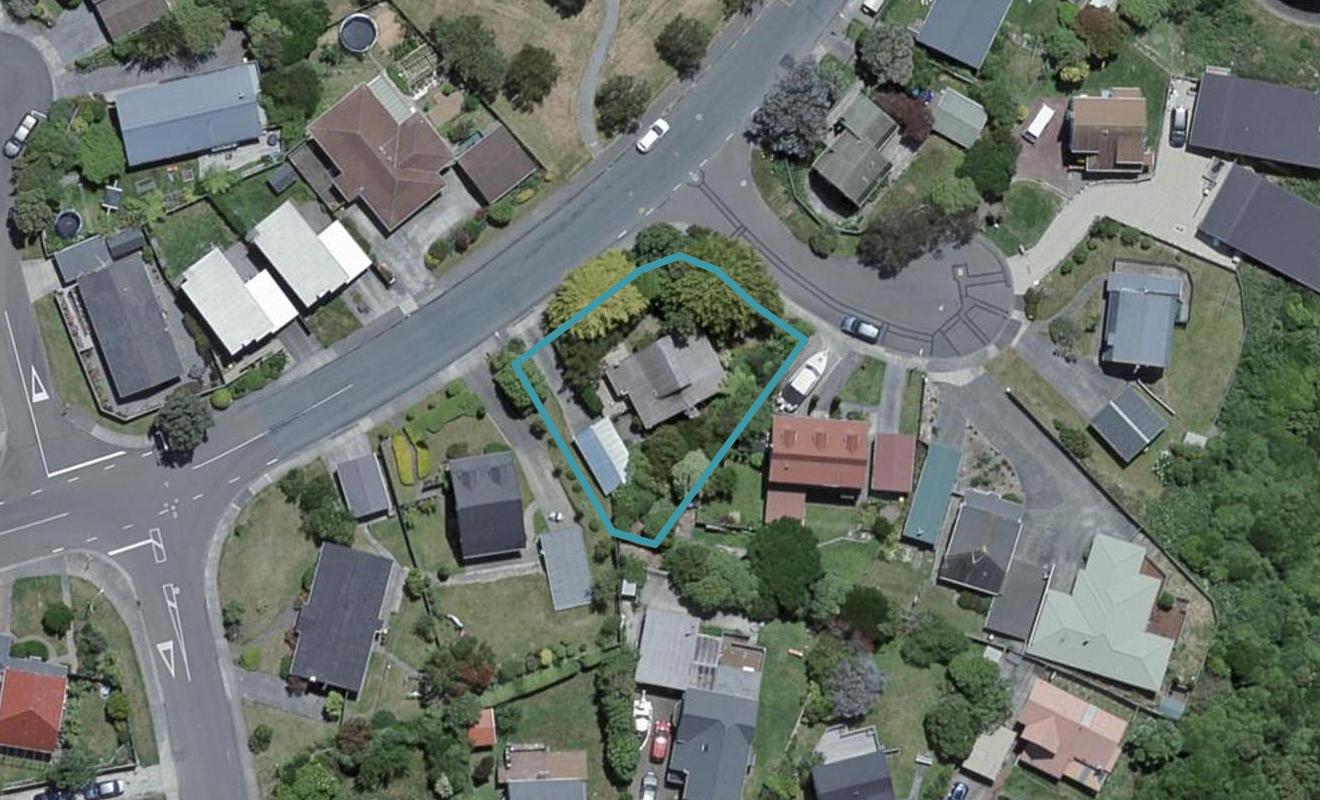 2 Trilids Lane, Churton Park, Wellington - Carousel 1