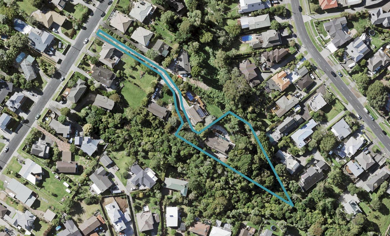 18B Alexander Street, Cockle Bay, Auckland - Carousel 1