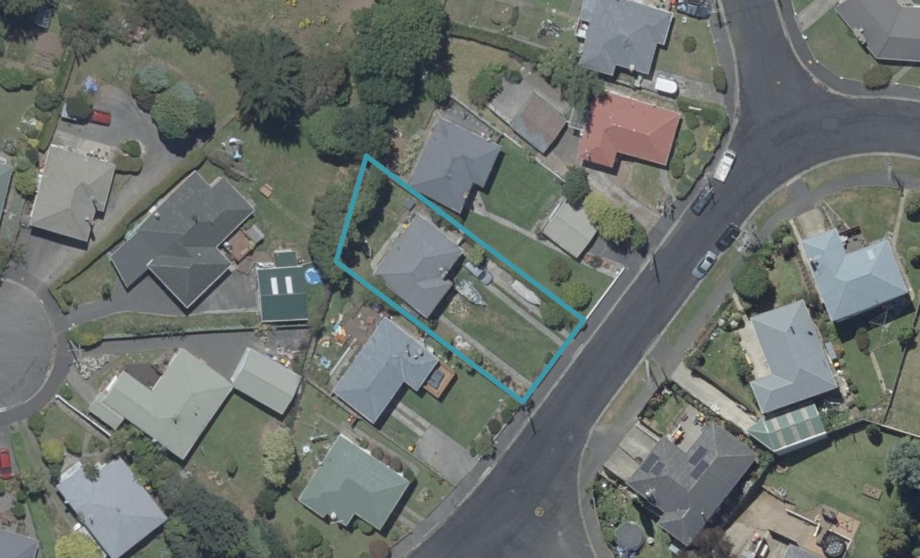 15 Gilkison Street, Halfway Bush, Dunedin - Carousel 1