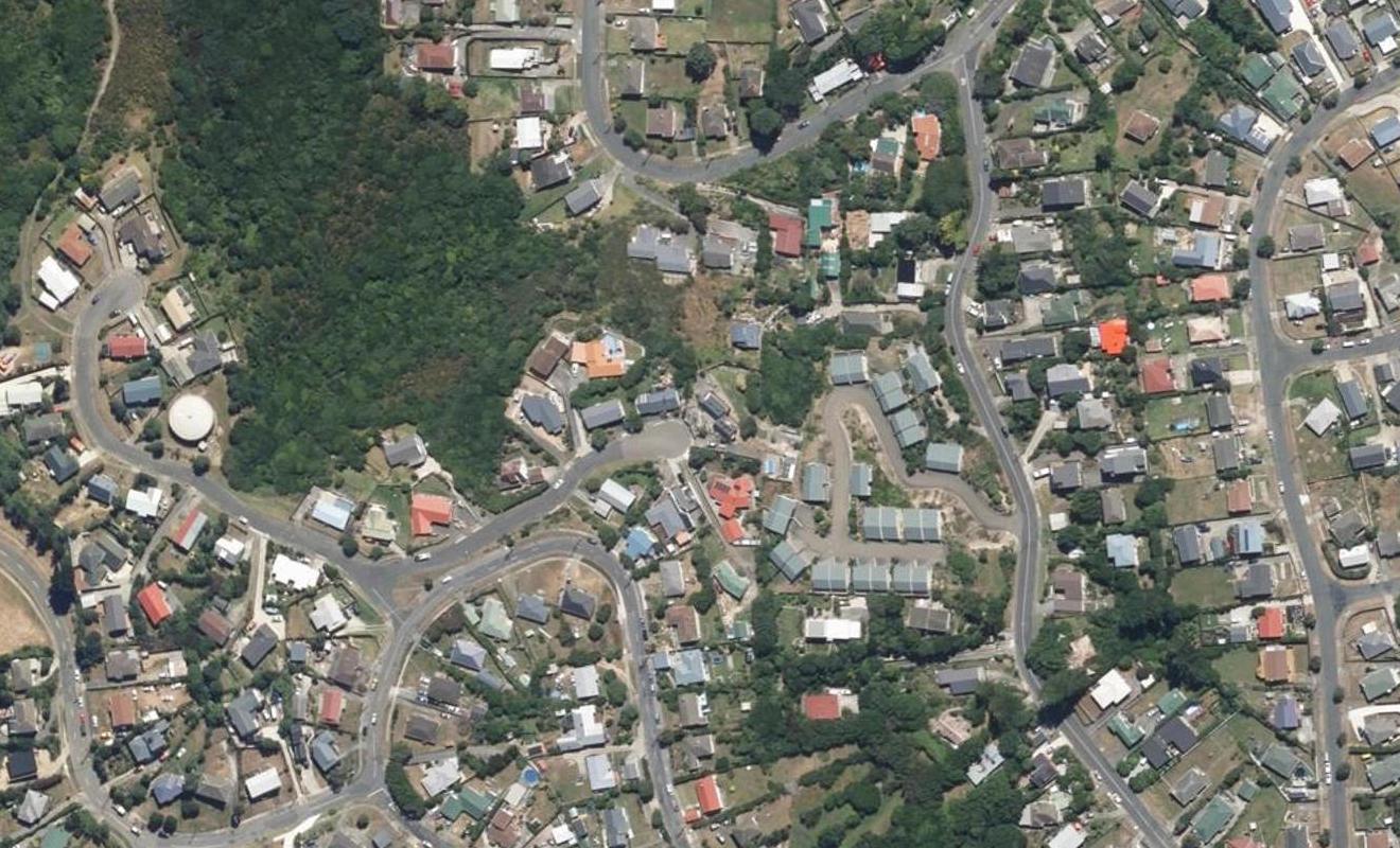 25 Patiki Place, Titahi Bay, Porirua - Carousel 1