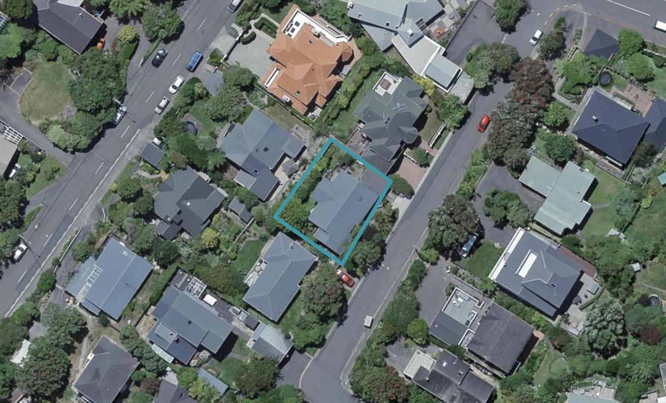 6 Torwood Road, Khandallah, Wellington - Carousel 1