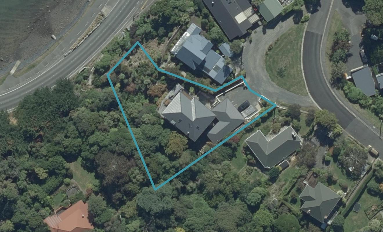 6A Marion Street, Macandrew Bay, Dunedin - Carousel 1