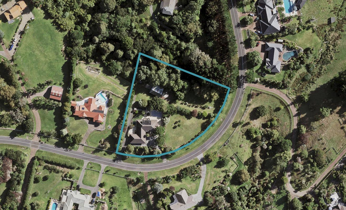 44 Polo Prince Drive, Manurewa - Carousel 1