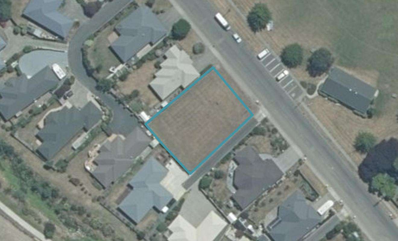 20 Ngawhatu Road, Stoke, Nelson - Carousel 1