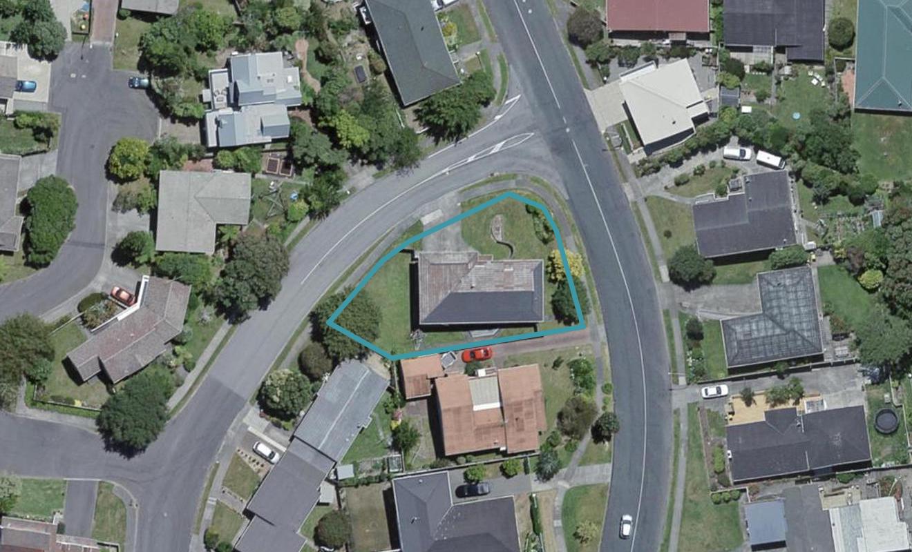 81 Oriel Avenue, Tawa, Wellington - Carousel 1