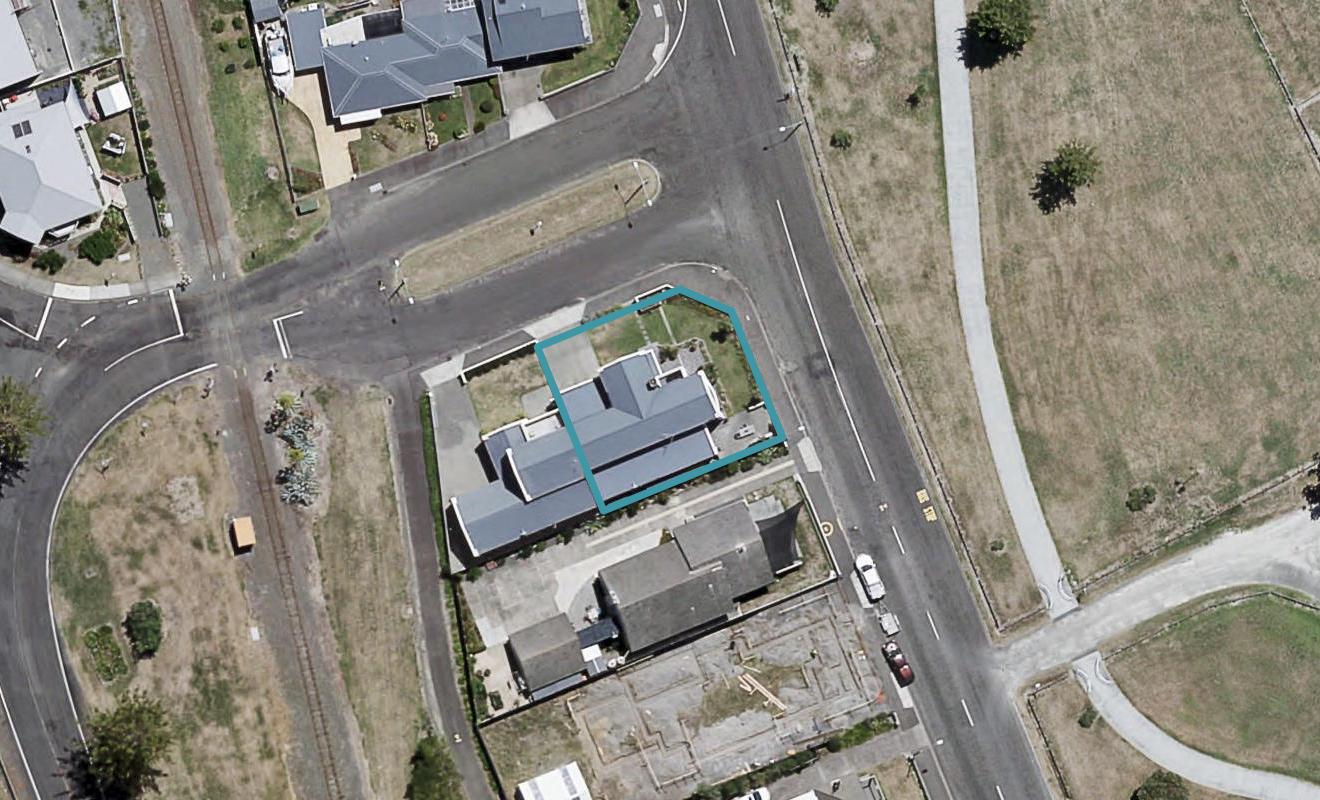 13 The Esplanade, Westshore, Napier - Carousel 1