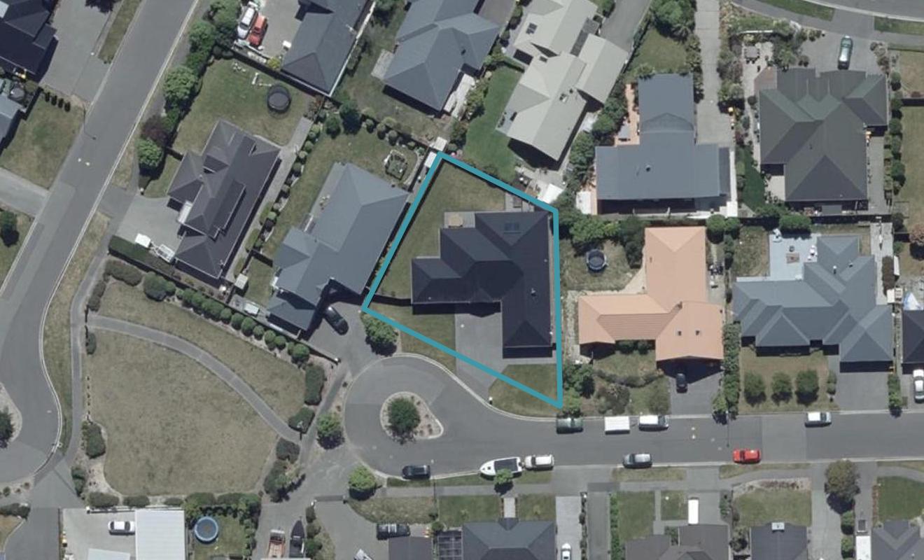 10 Woodhaven Place, Parklands, Christchurch - Carousel 1