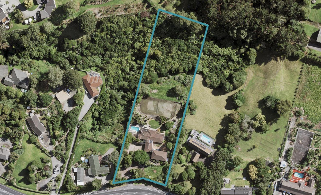 318 Redoubt Road, Totara Park, Auckland - Carousel 1