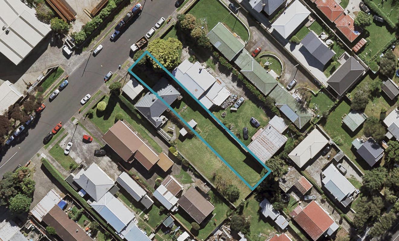 42 Marjorie Jayne Crescent, Otahuhu, Auckland - Carousel 1