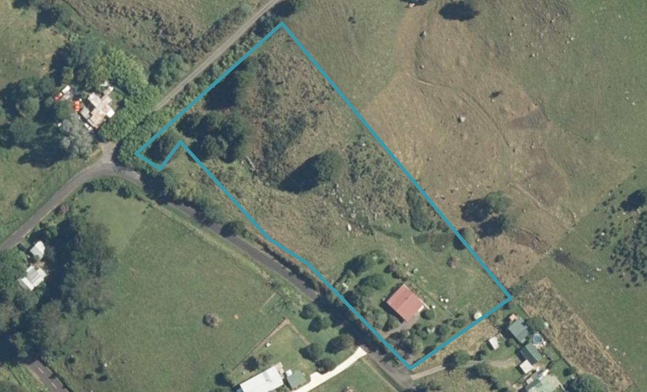 25 Edwin Road, Paeroa - Carousel 1