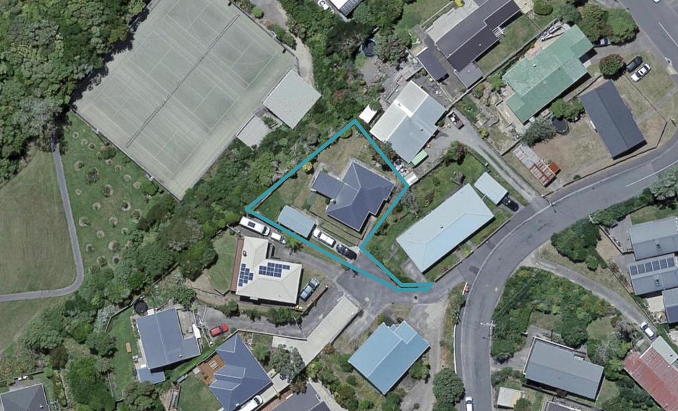 44 Black Rock Road, Newlands, Wellington - Carousel 1