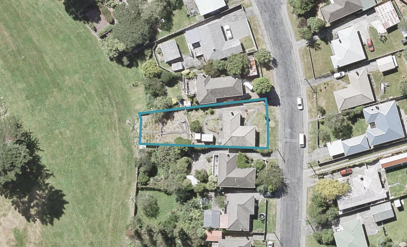86 Wood Street, Wainuiomata, Lower Hutt - Carousel 1