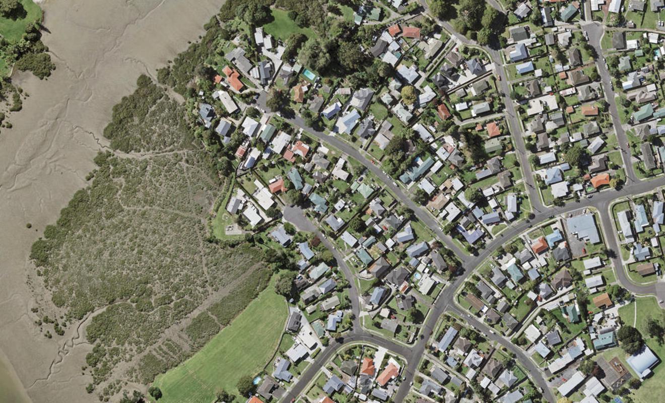 11A Pelorus Place, Pakuranga, Auckland - Carousel 1