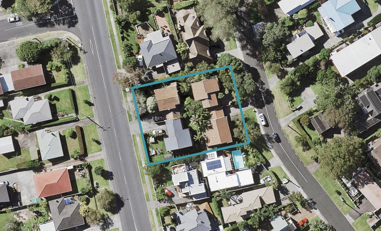 1/4 Braemar Road, Castor Bay, Auckland - Carousel 1