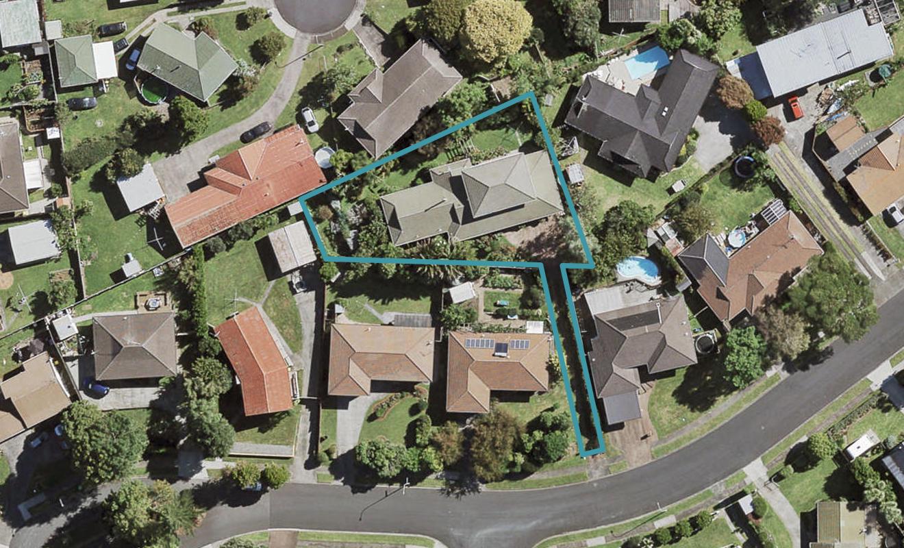 13 Gaylands Place, Opaheke, Papakura - Carousel 1
