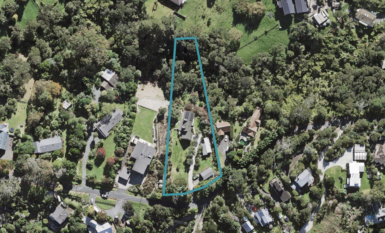 28 Chatham Avenue, Paremoremo, Auckland - Carousel 1