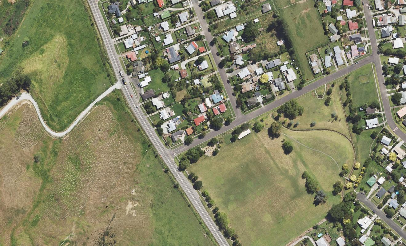 4 Worsley Street, Tamarau, Gisborne - Carousel 1