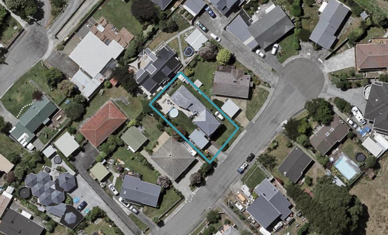 11 Nugget Grove, Raumati Beach, Paraparaumu - Carousel 1
