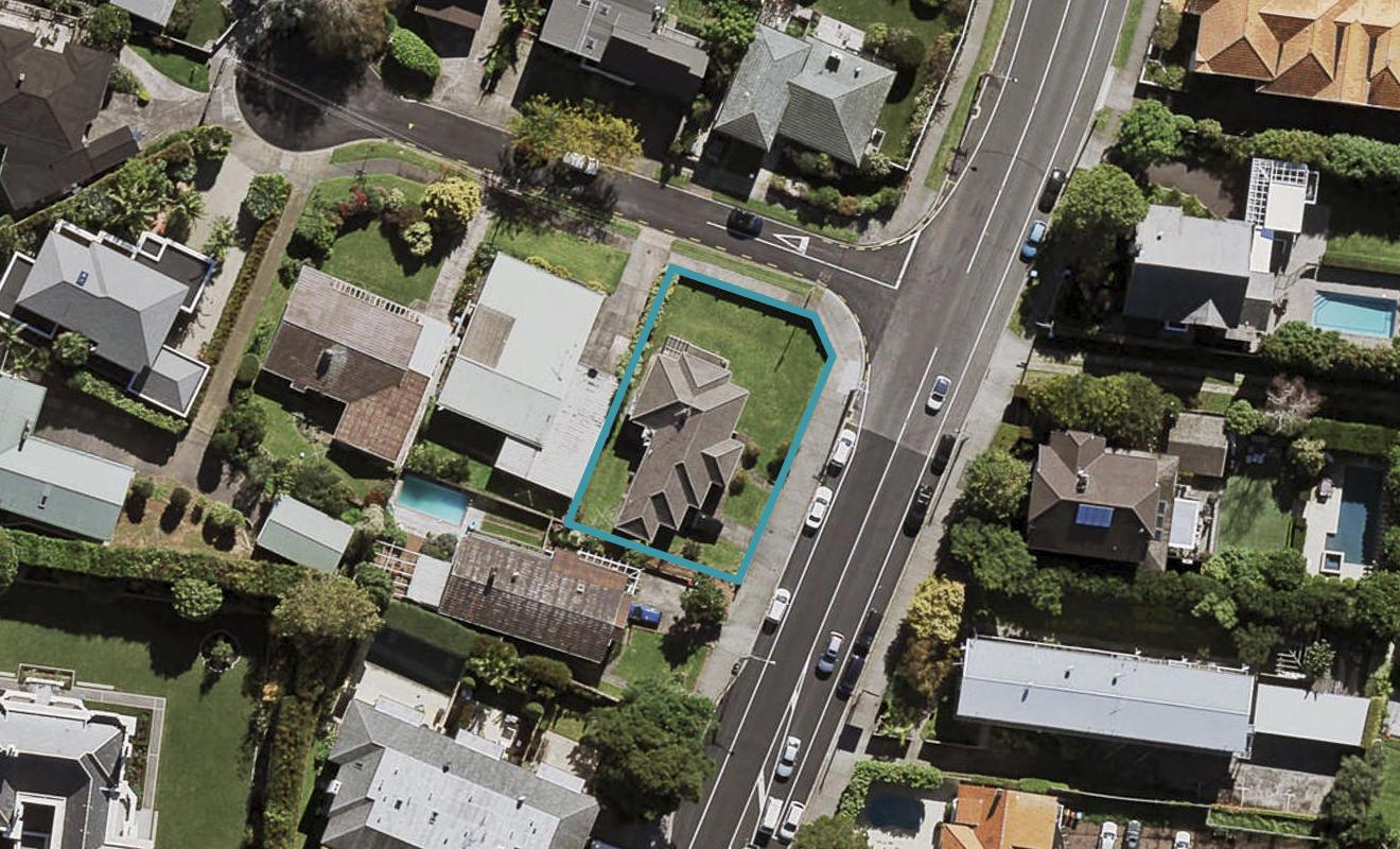14 Orakei Road, Remuera, Auckland - Carousel 1
