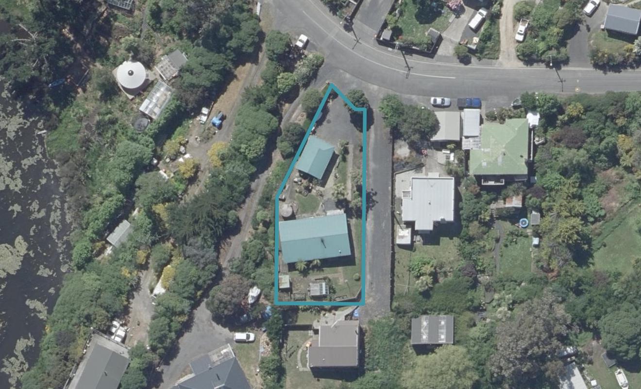 14 McIntosh Road, Brighton, Dunedin - Carousel 1