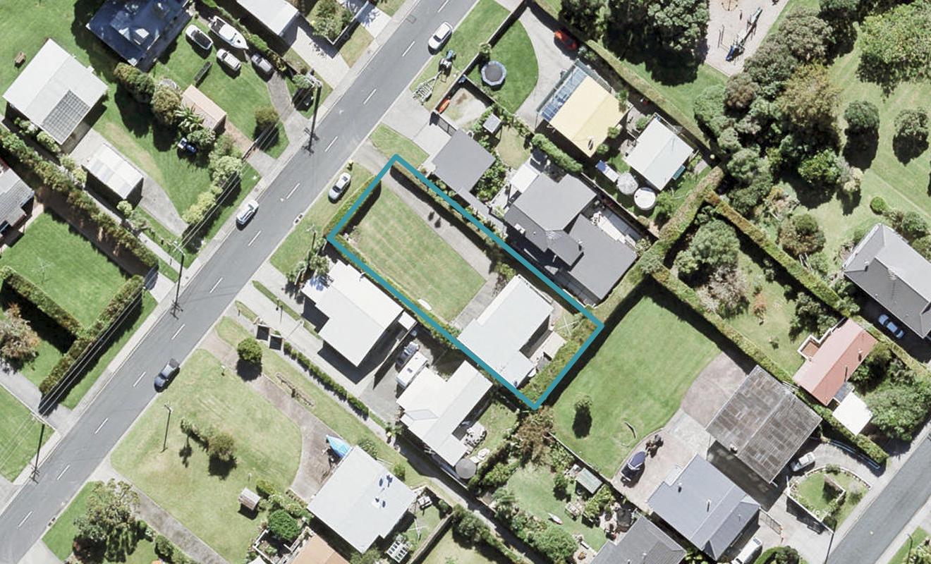 69 Tindalls Bay Road, Tindalls Beach, Whangaparāoa - Carousel 1