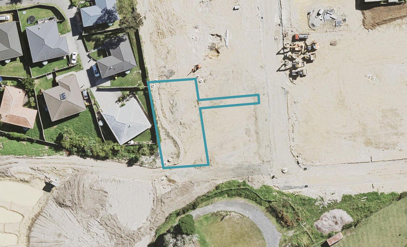16 Monte Cristal Avenue, Swanson, Auckland - Carousel 1
