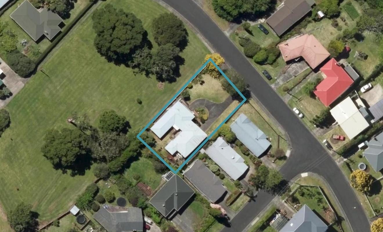 32 Fisher Terrace, Te Kamo, Whangarei - Carousel 1