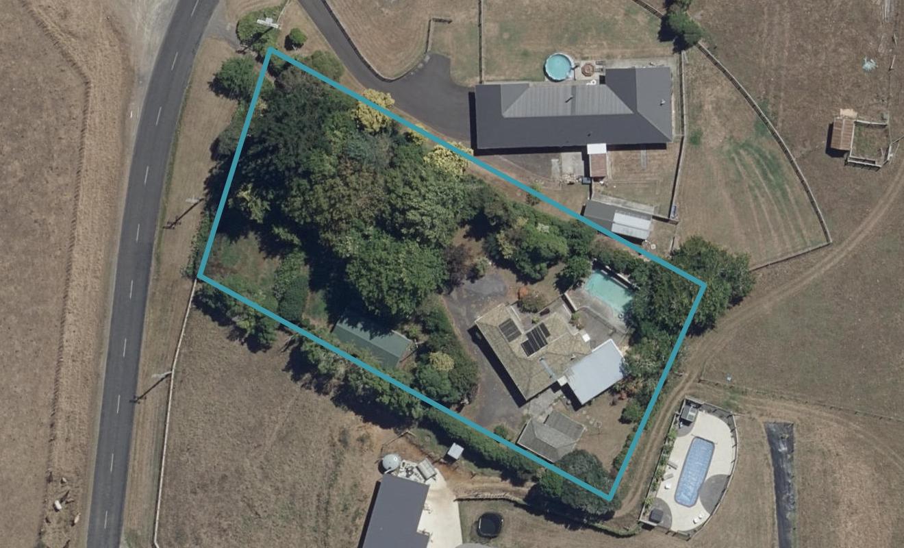 113 Burbush Road, Burbush, Hamilton - Carousel 1