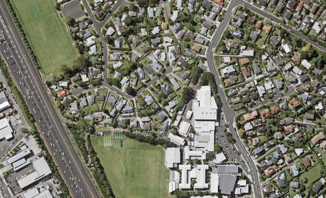 107C Bond Crescent, Forrest Hill, Auckland - Carousel 1