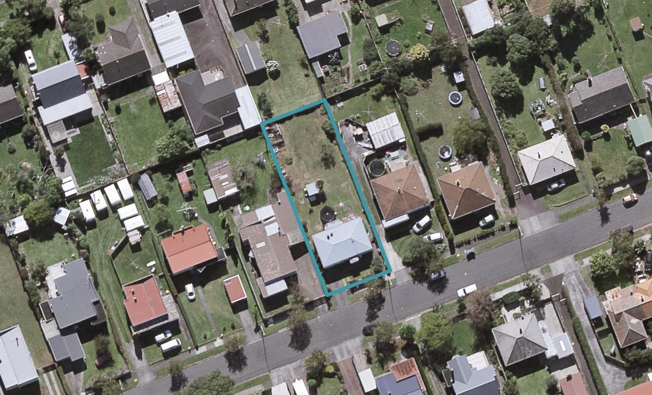 13 Cornwall Street, Brooklands, New Plymouth - Carousel 1