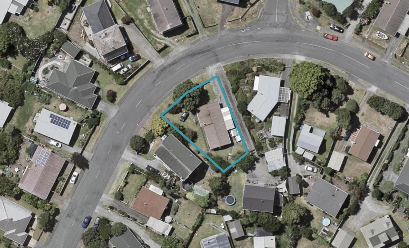 30 Norfolk Crescent, Otaki Beach, Otaki - Carousel 1