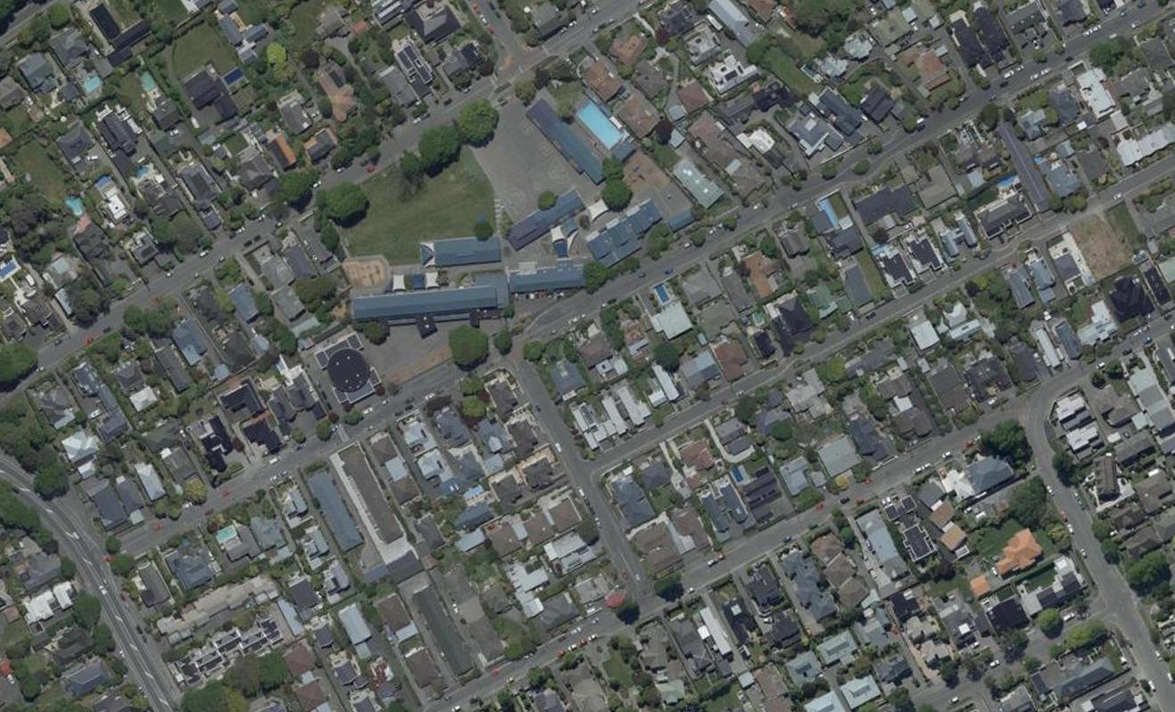 1/52 Aikmans Road, Merivale, Christchurch - Carousel 1