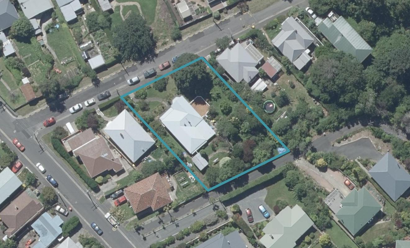 8 Balfour Street, North East Valley, Dunedin - Carousel 1