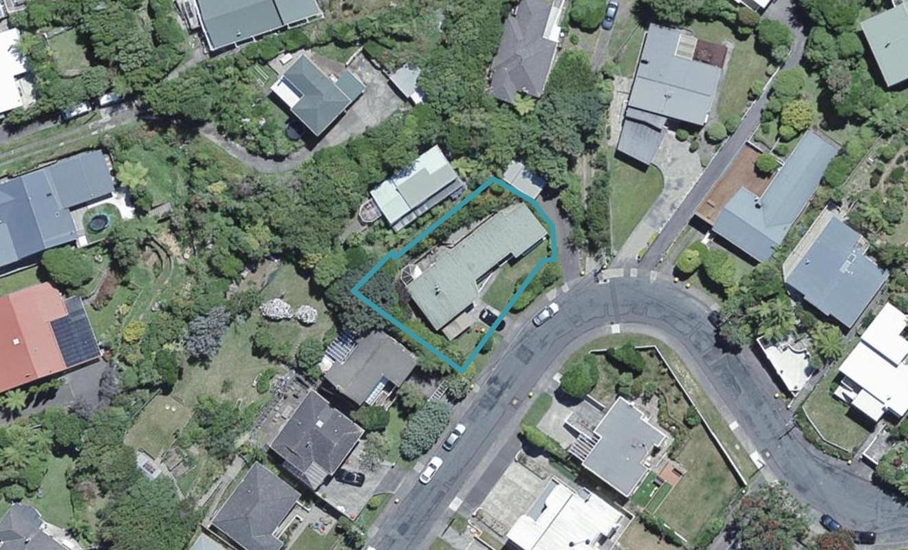 15 David Crescent, Karori, Wellington - Carousel 1