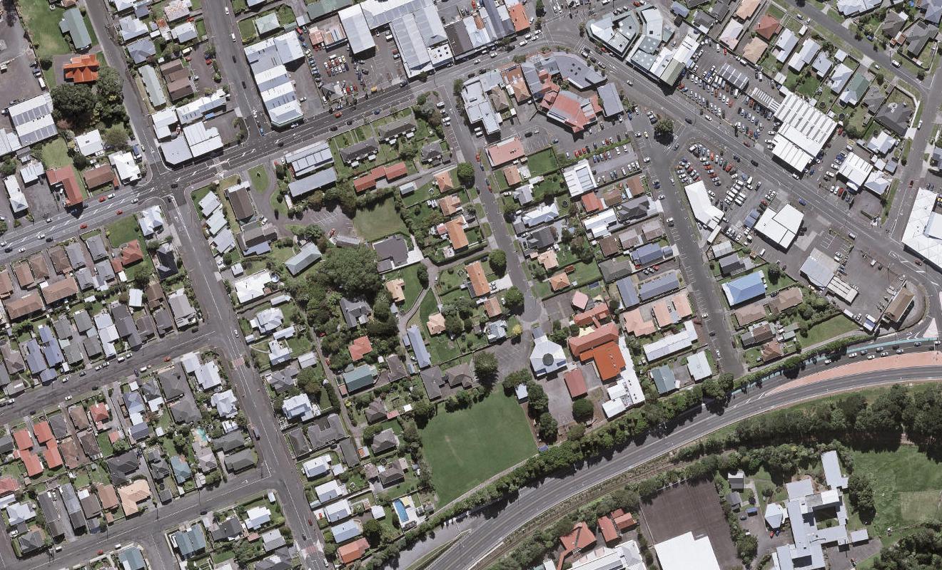 16A Clinton Street, Fitzroy, New Plymouth - Carousel 1