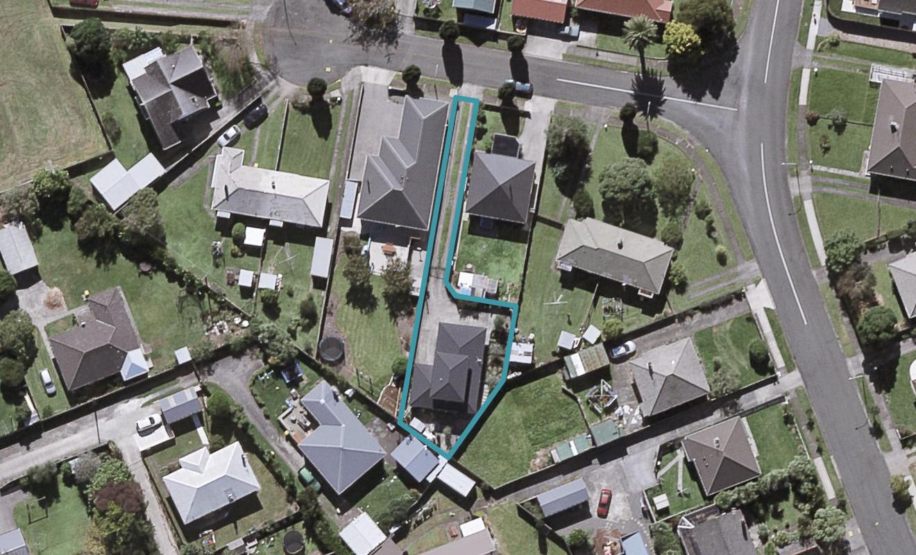 5A Clovelly Street, Brooklands, New Plymouth - Carousel 1