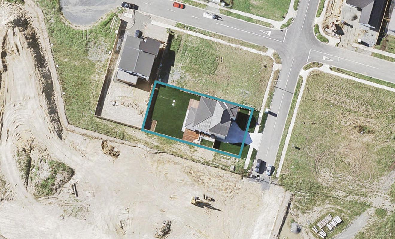7 Keshvara Road, Beachlands, Auckland - Carousel 1