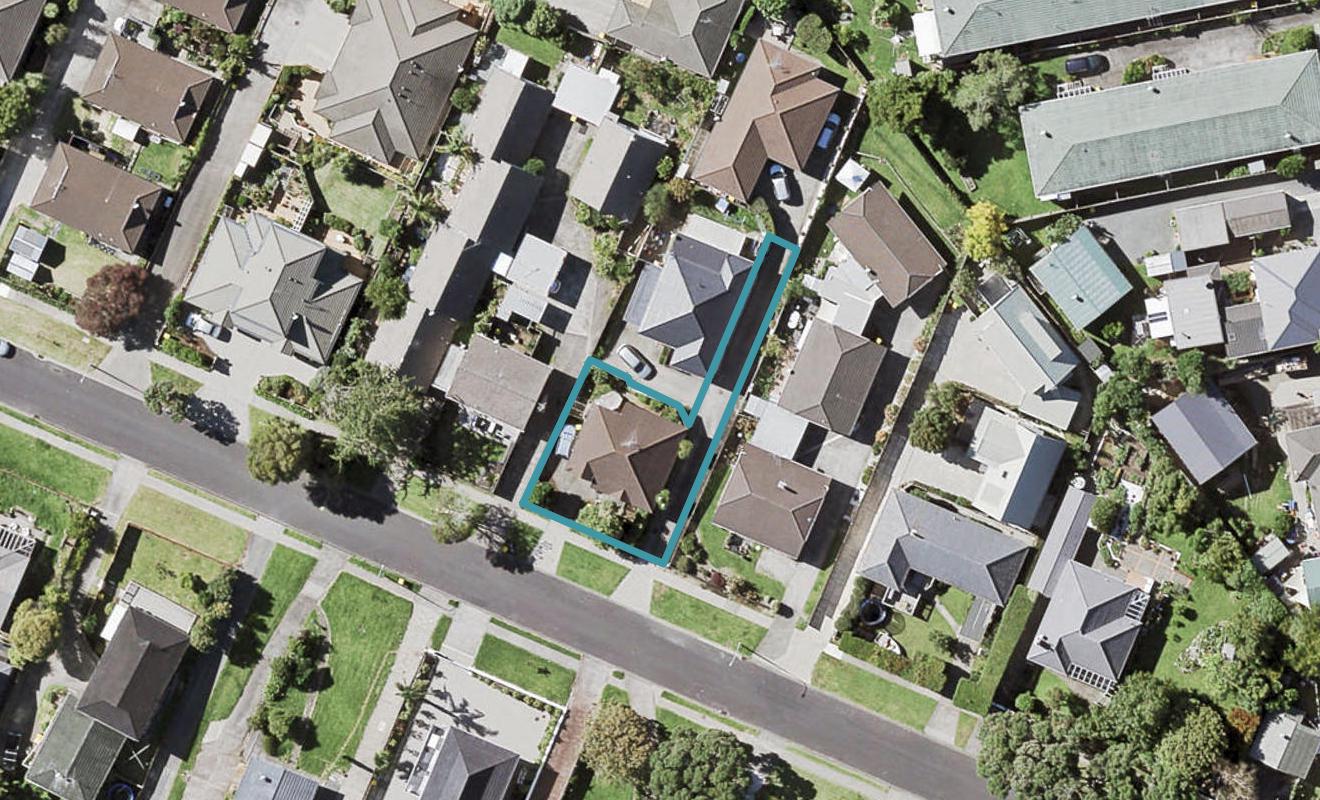 13A Abercrombie Street, Howick, Auckland - Carousel 1