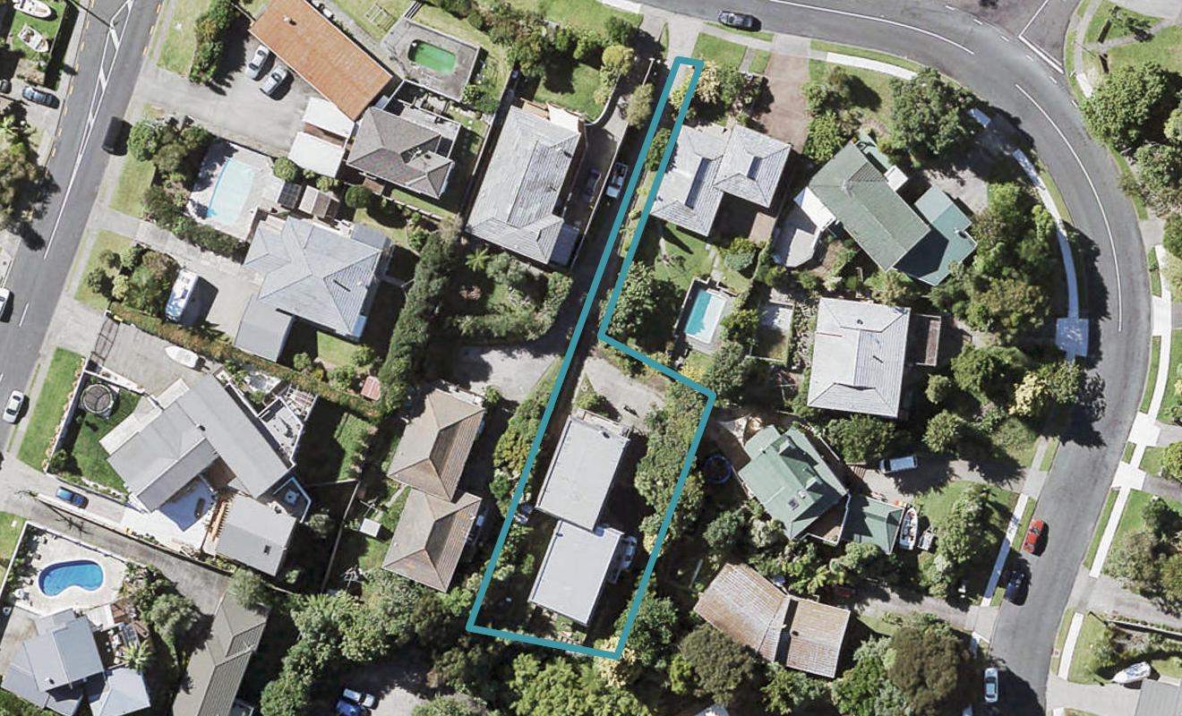 1/6 Helvetia Drive, Browns Bay, Auckland - Carousel 1